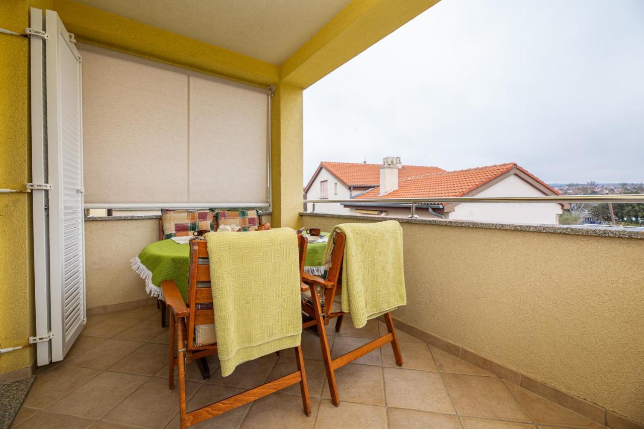 Golden Hope 4+1 Apartment Krk Đảo Krk Ngoại thất bức ảnh