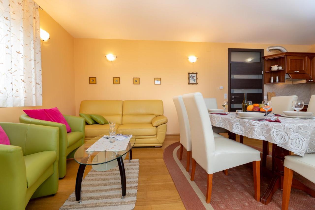 Golden Hope 4+1 Apartment Krk Đảo Krk Ngoại thất bức ảnh